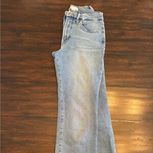 Women’s Good American Raw Edge Cropped Jeans, size 6/28
